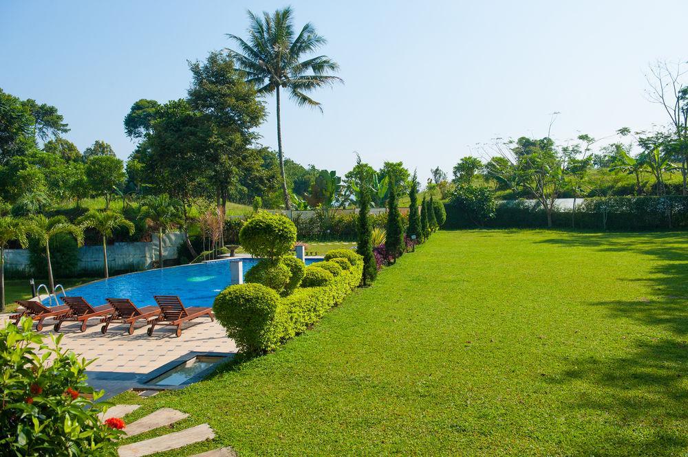 D'Agape Meeting & Conference Hotel Puncak Exterior foto